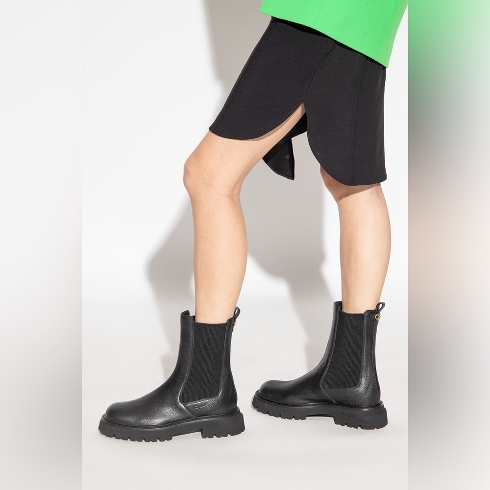 Ferragamo | Oderico Black Chunky Chelsea Boots New Size 8